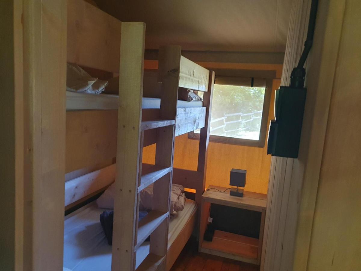 Luxury Safari Tents At Moulin Du Pommier Glamping & Camping Saulgond Exteriér fotografie