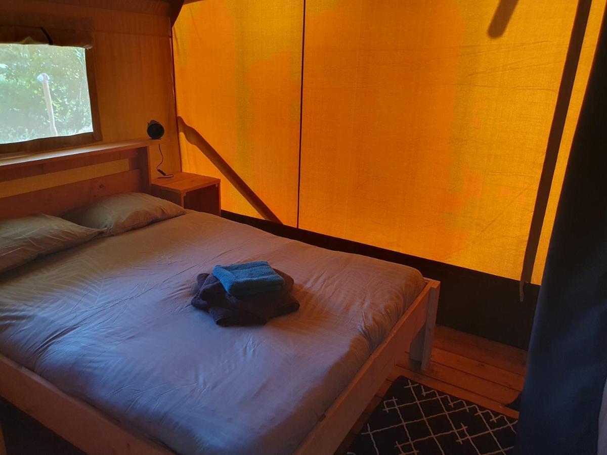 Luxury Safari Tents At Moulin Du Pommier Glamping & Camping Saulgond Exteriér fotografie
