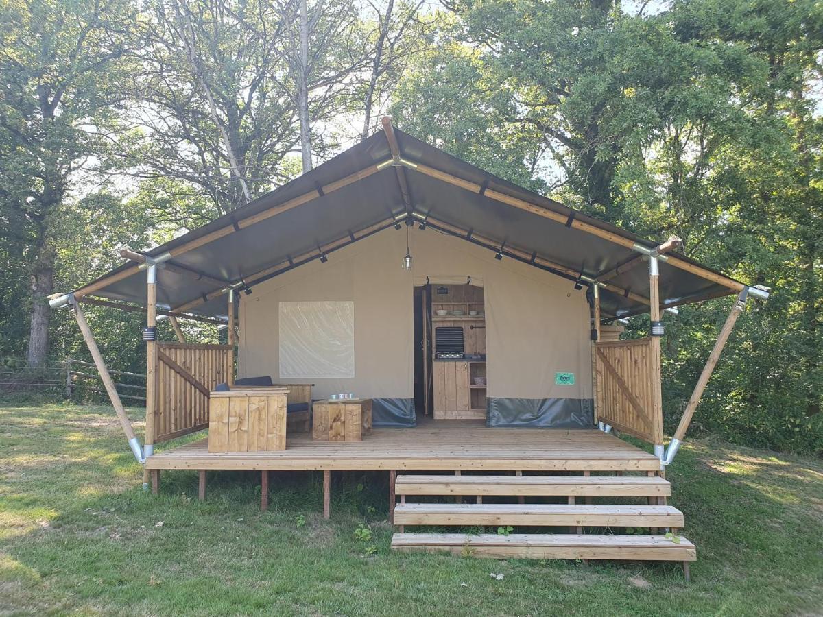 Luxury Safari Tents At Moulin Du Pommier Glamping & Camping Saulgond Exteriér fotografie