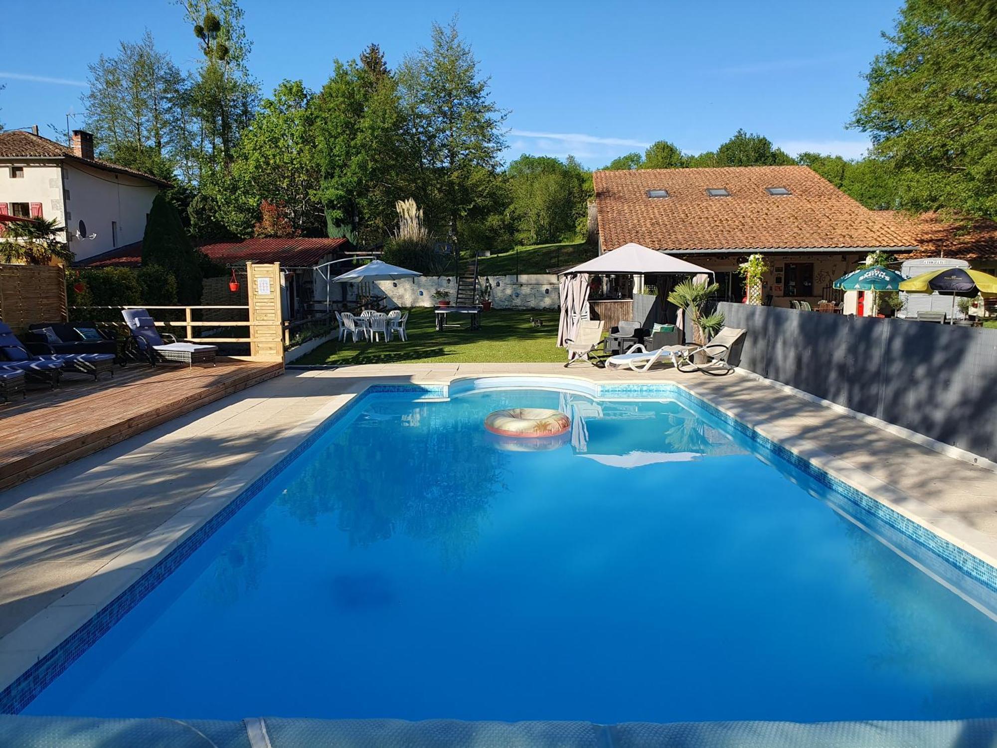 Luxury Safari Tents At Moulin Du Pommier Glamping & Camping Saulgond Exteriér fotografie